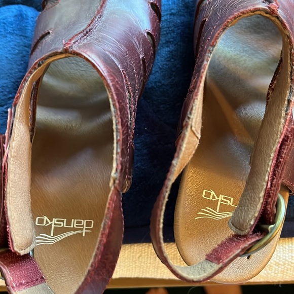 Dansko high heeled clogs 8/38 like new - Picture 6 of 10